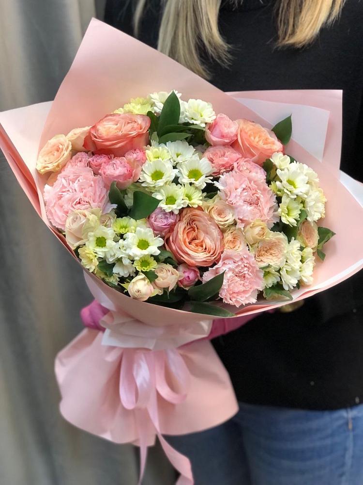 Букет цветов из: Гвоздики, Розы и Хризантемы в Орле-Изумруде