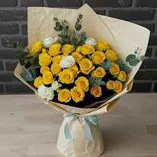 Букет цветов из:  Розы в Орле-Изумруде