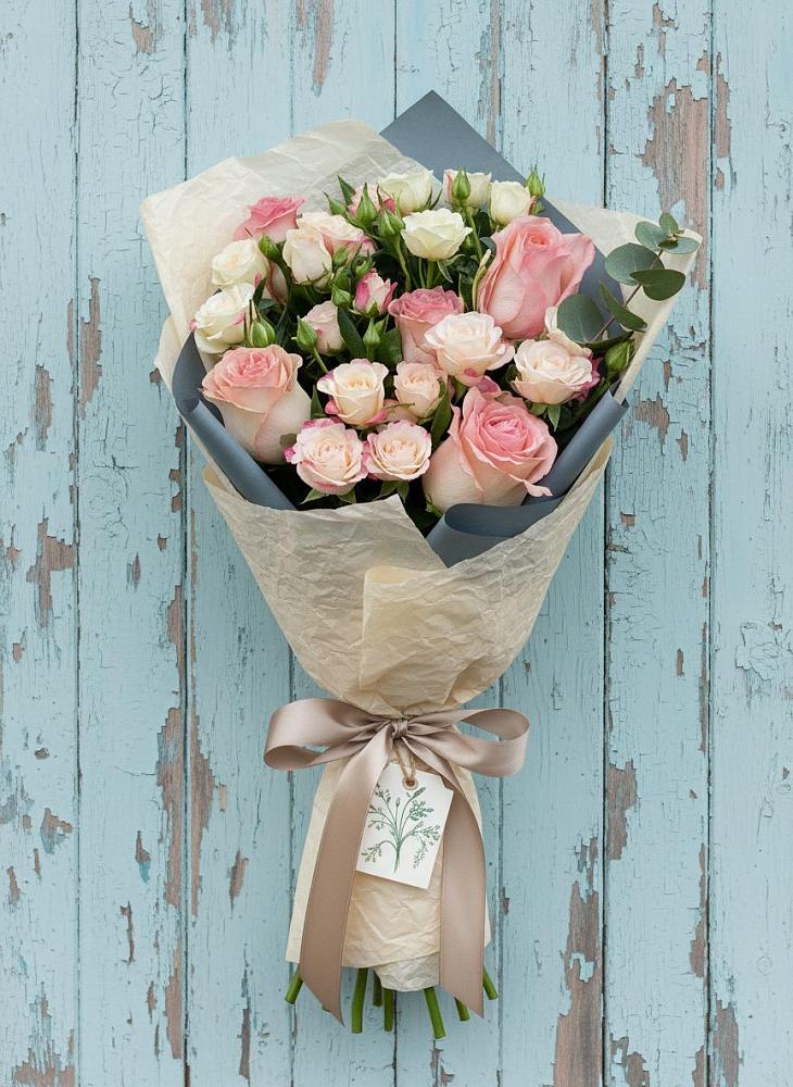 Букет цветов из: Розы в Орле-Изумруде