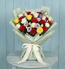 Букет цветов из:  Розы в Орле-Изумруде