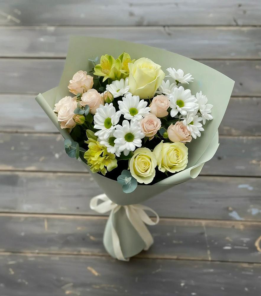 Букет цветов из: Альстромерии, Розы и Хризантемы в Орле-Изумруде
