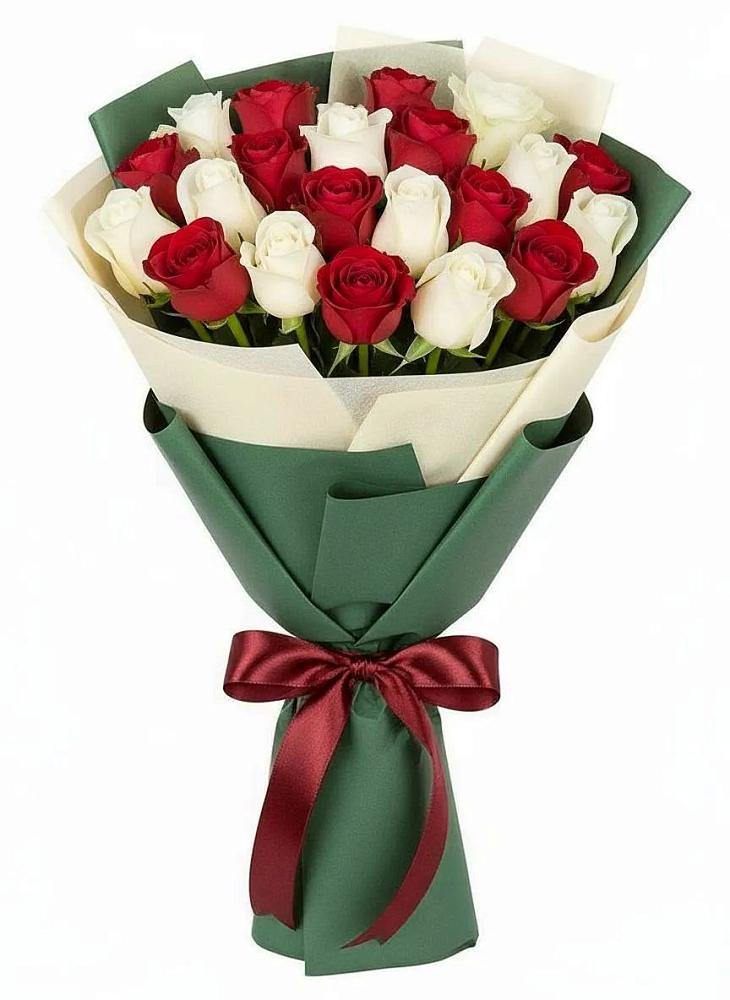 Букет Микс из красных и белых роз в Орле-Изумруде