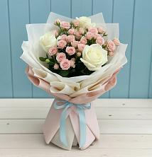 Букет цветов из:  Розы в Орле-Изумруде