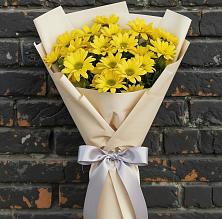 Букет цветов из:  Хризантемы в Орле-Изумруде