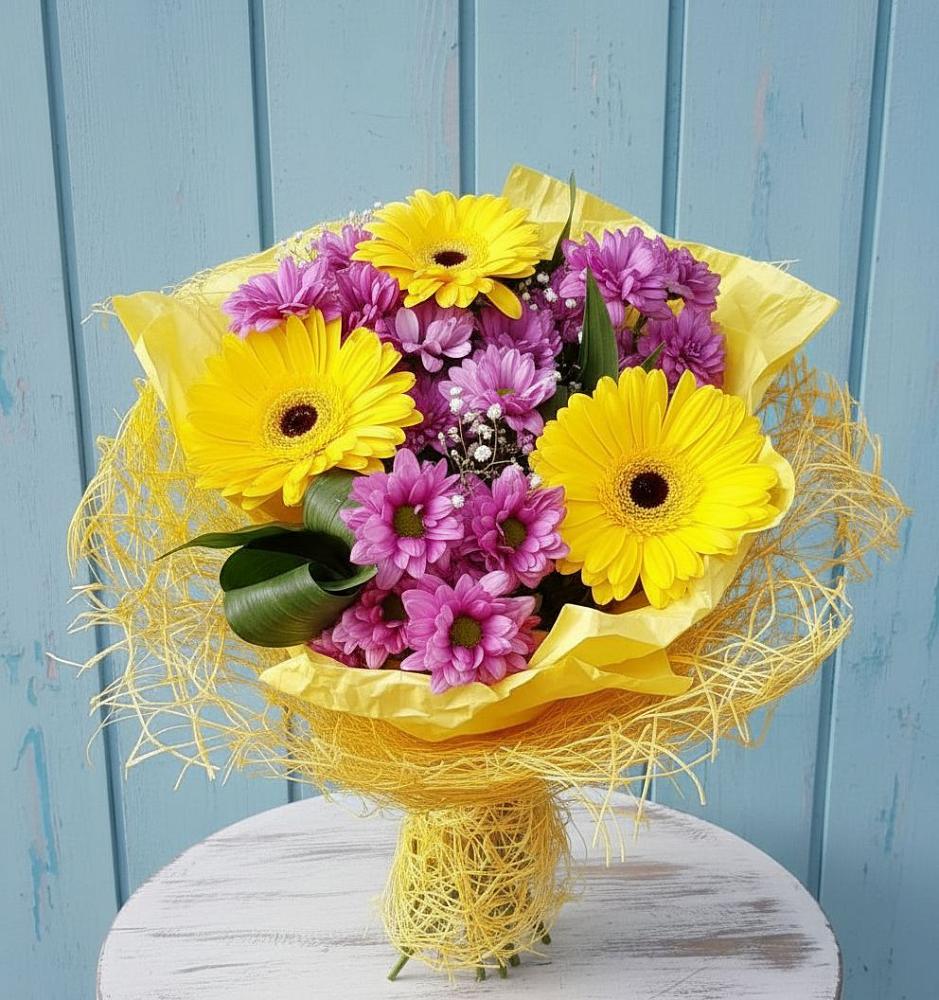 Букет цветов из: Хризантемы и Герберы в Орле-Изумруде