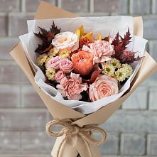 Букет цветов из:  Гвоздики, Хризантемы и Розы в Орле-Изумруде