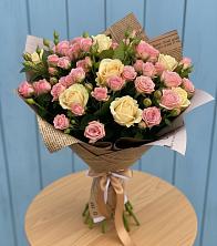 Букет цветов из:  Розы в Орле-Изумруде