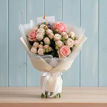 Букет цветов из:  Розы в Орле-Изумруде
