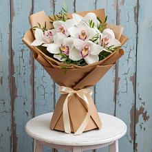 Букет цветов из:  Орхидеи и Розы #REPLACE_PRED# Орле-Изумруде