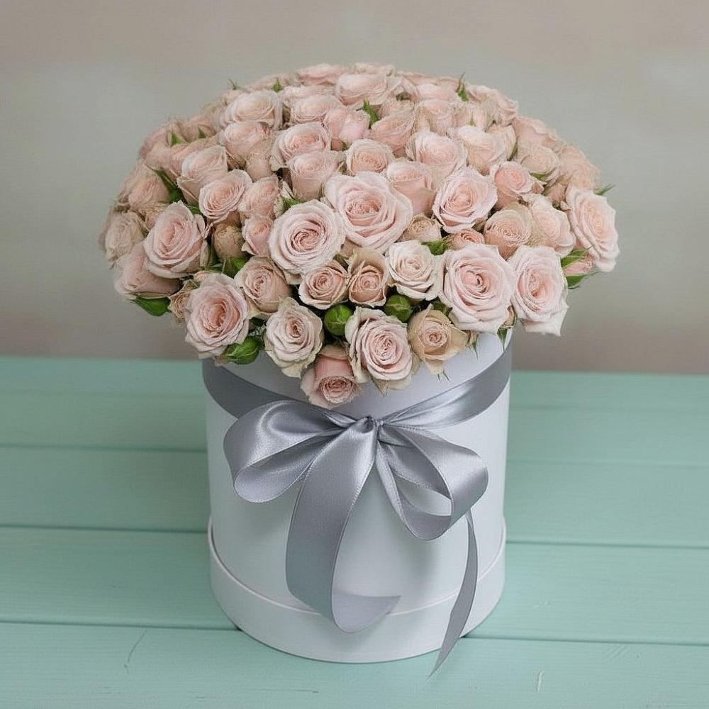 Цветочная композиция из Розы в шляпной коробке в Орле-Изумруде